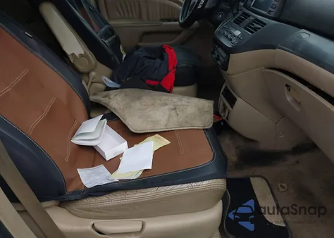 2005 Honda Odyssey Ex-L z USA, uszkodzony, nr VIN 5FNRL38725B108467